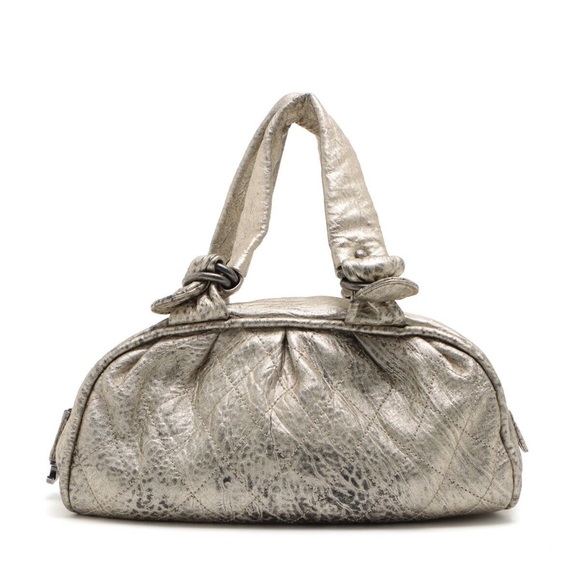 Chanel Matelasse Leather Hand bag Gold Silver Metal Fittings 11XXXXXX - Picture 1 of 5